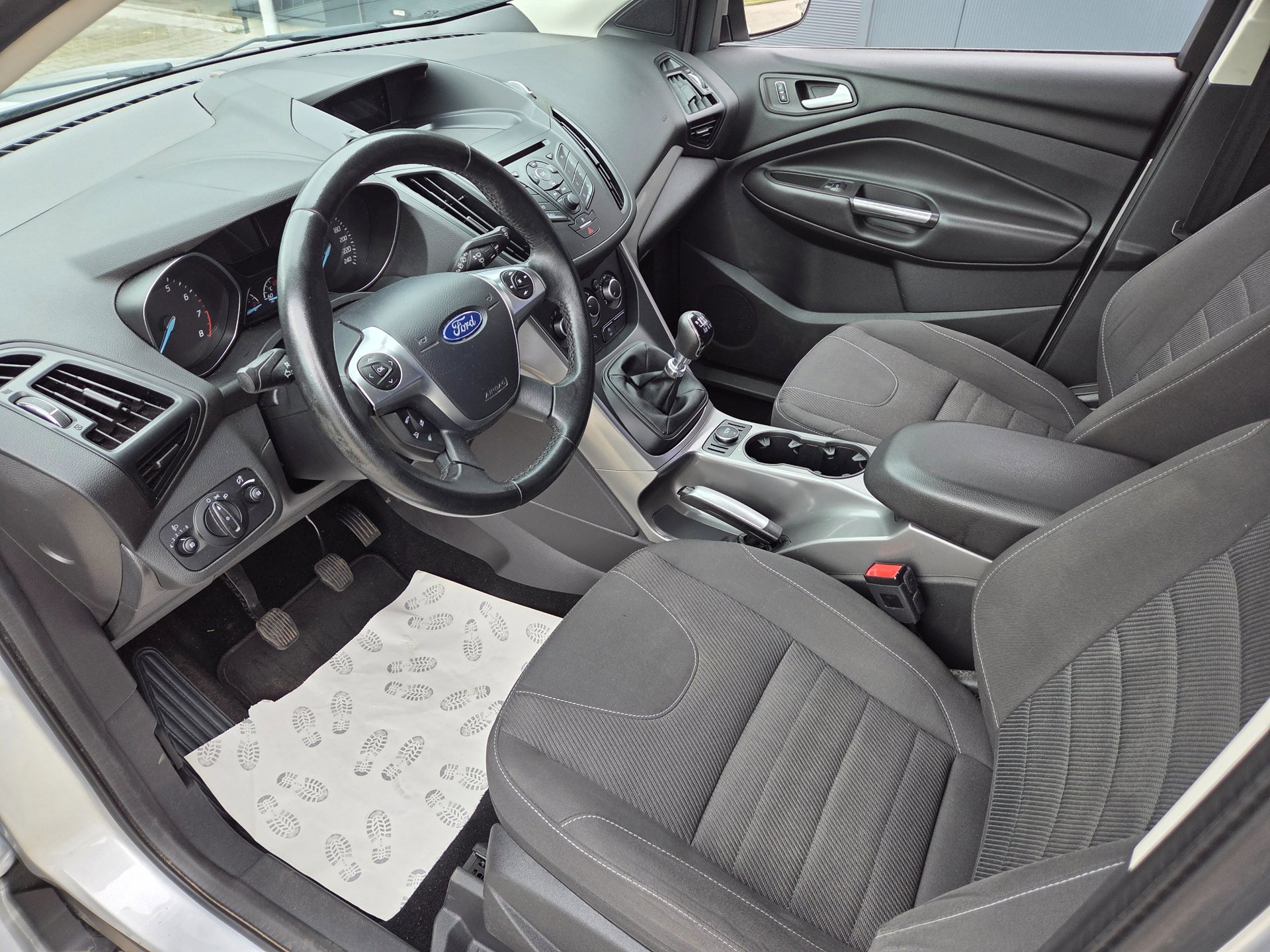 Ford Kuga , foto 7