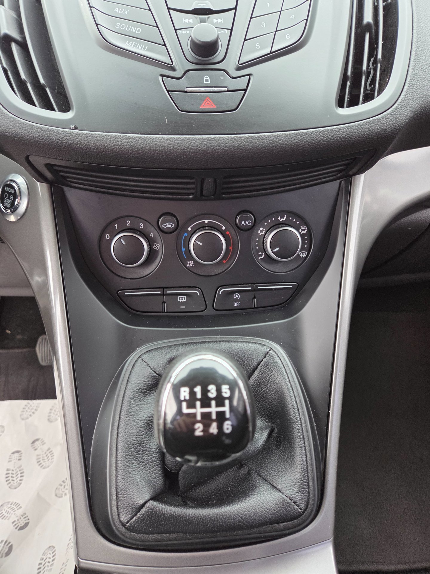 Ford Kuga , foto 10