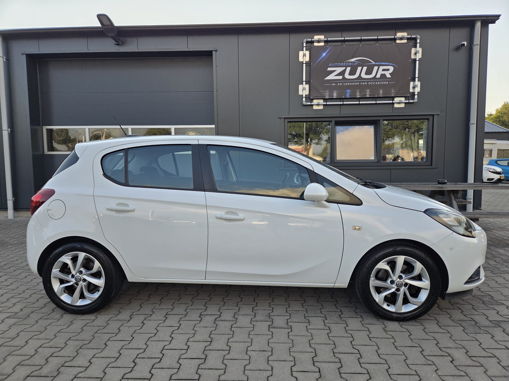 Opel Corsa — foto 2