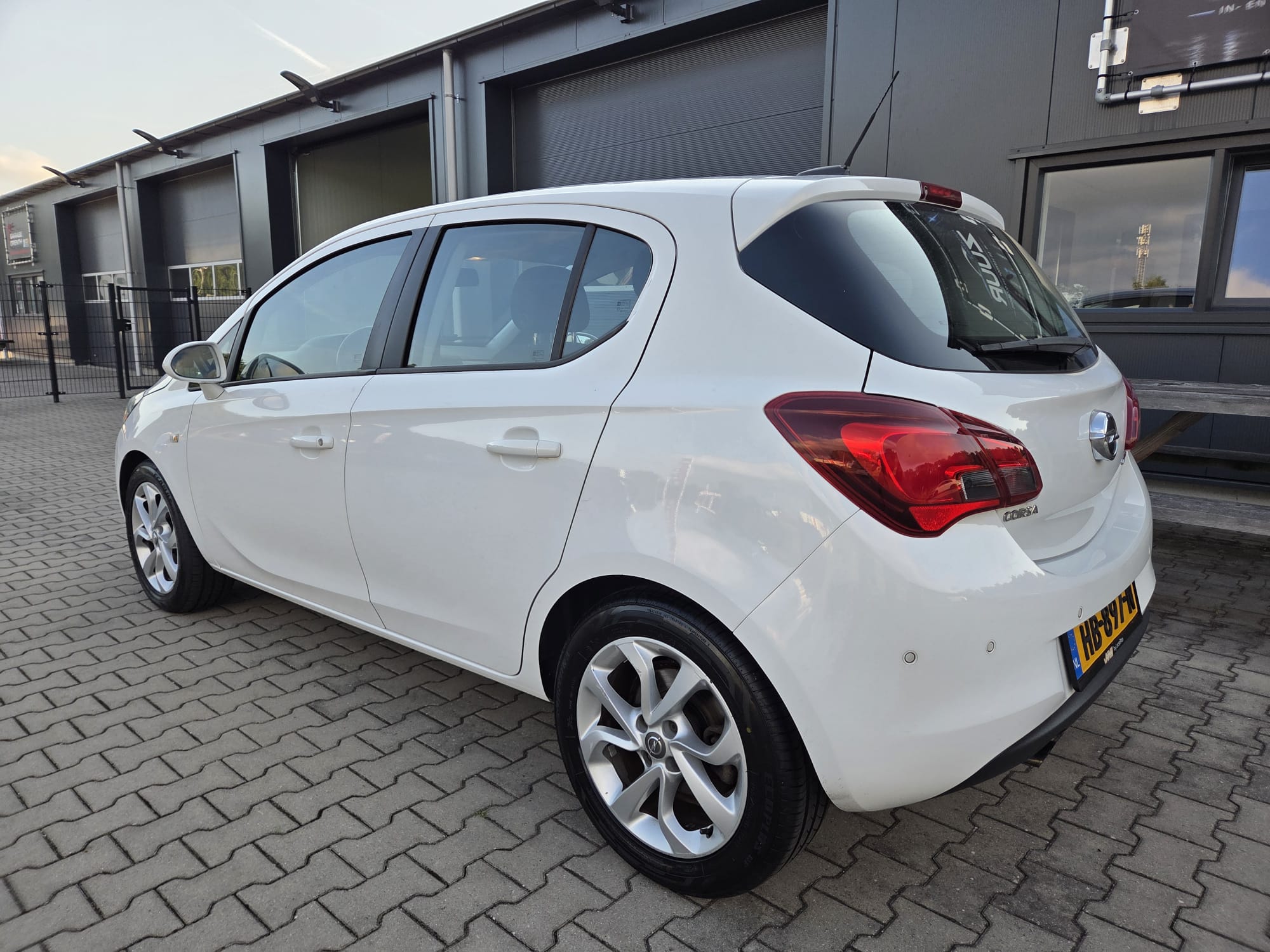 Opel Corsa — foto 5