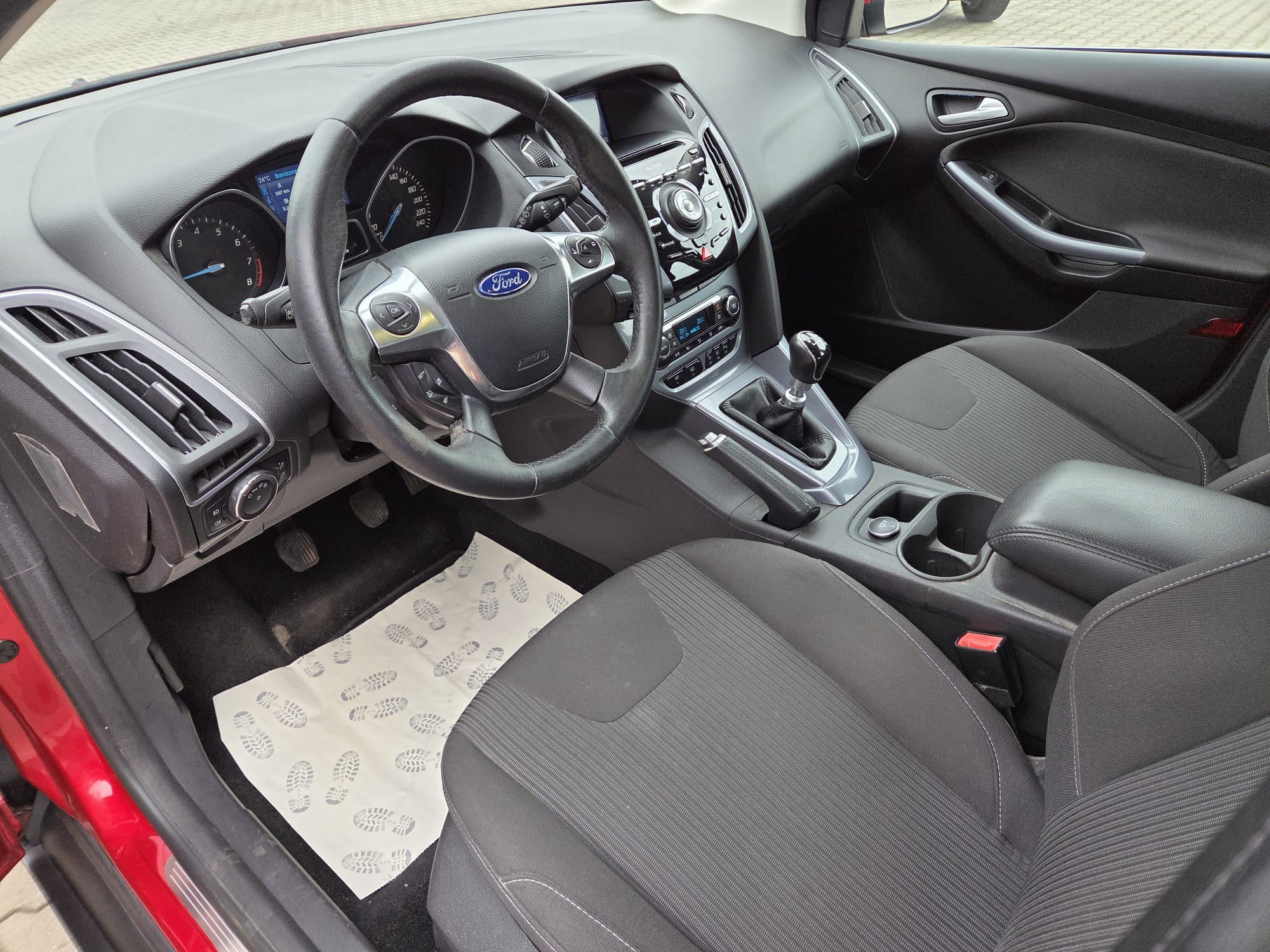 Ford Focus — foto 7