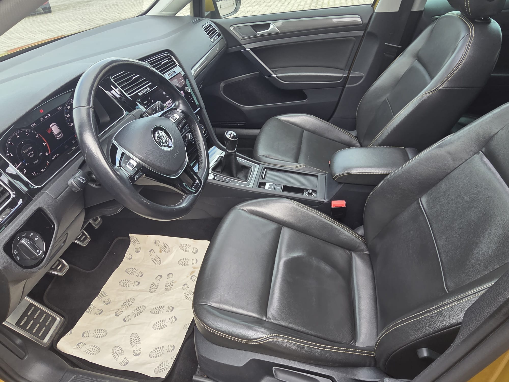 Volkswagen Golf 7.5 — foto 9