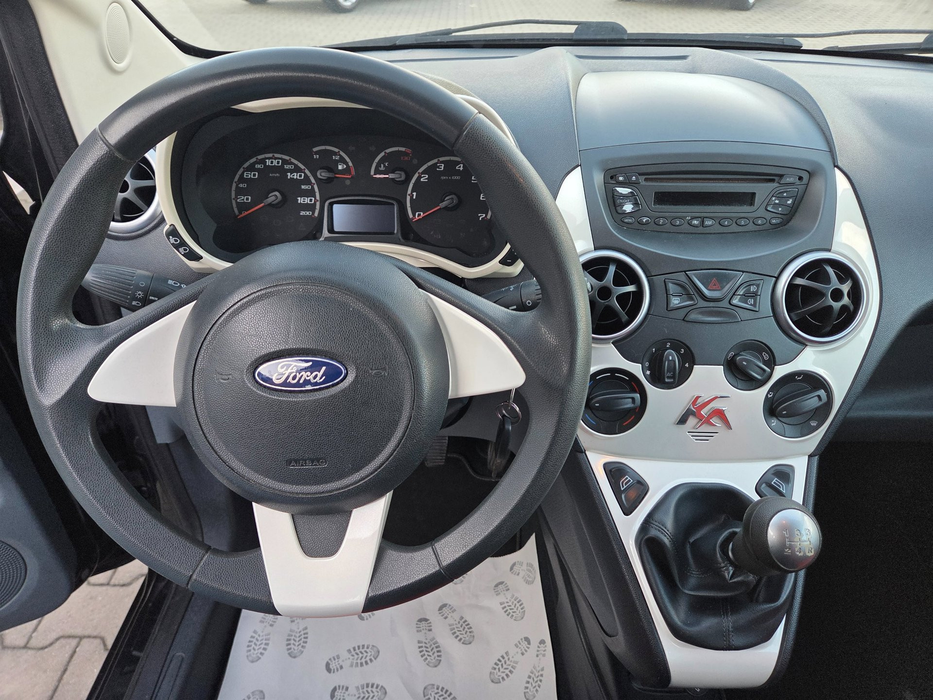 Ford Ka — foto 8