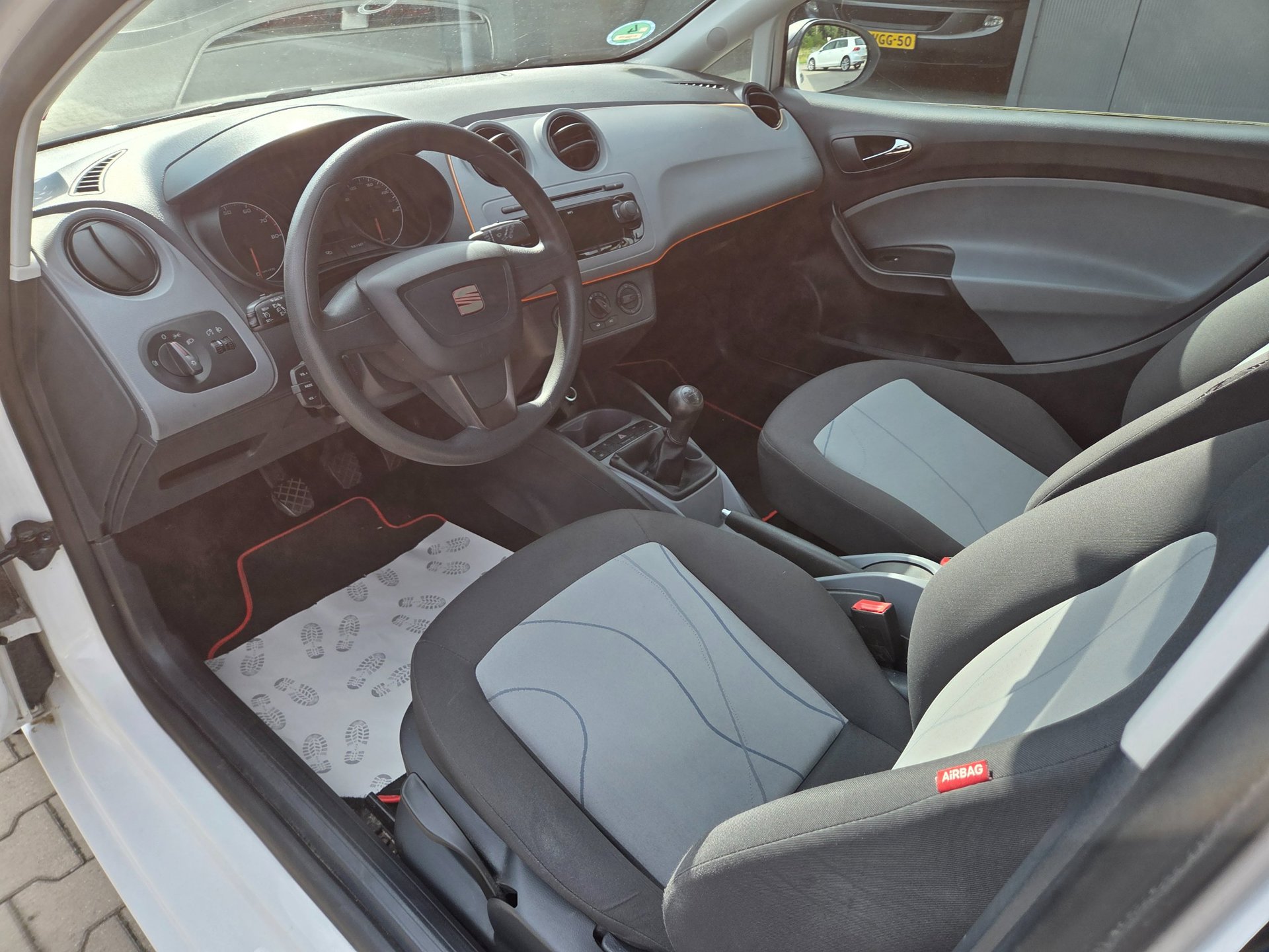 SEAT Ibiza — foto 7