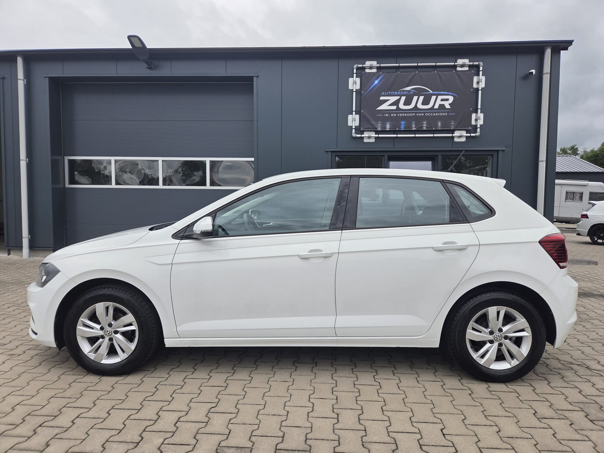 Volkswagen Polo — foto 6