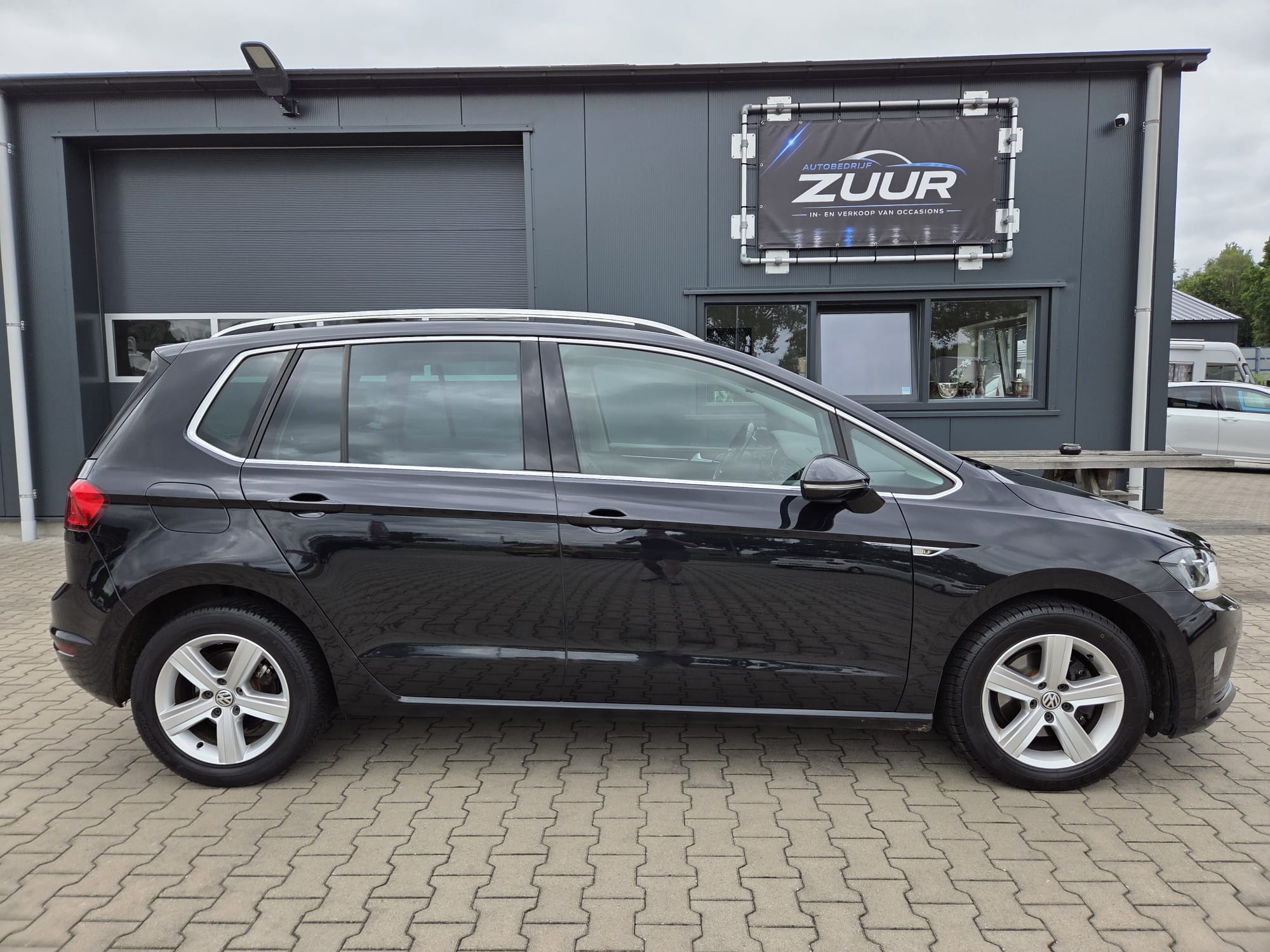 Volkswagen Golf Sportsvan — foto 2