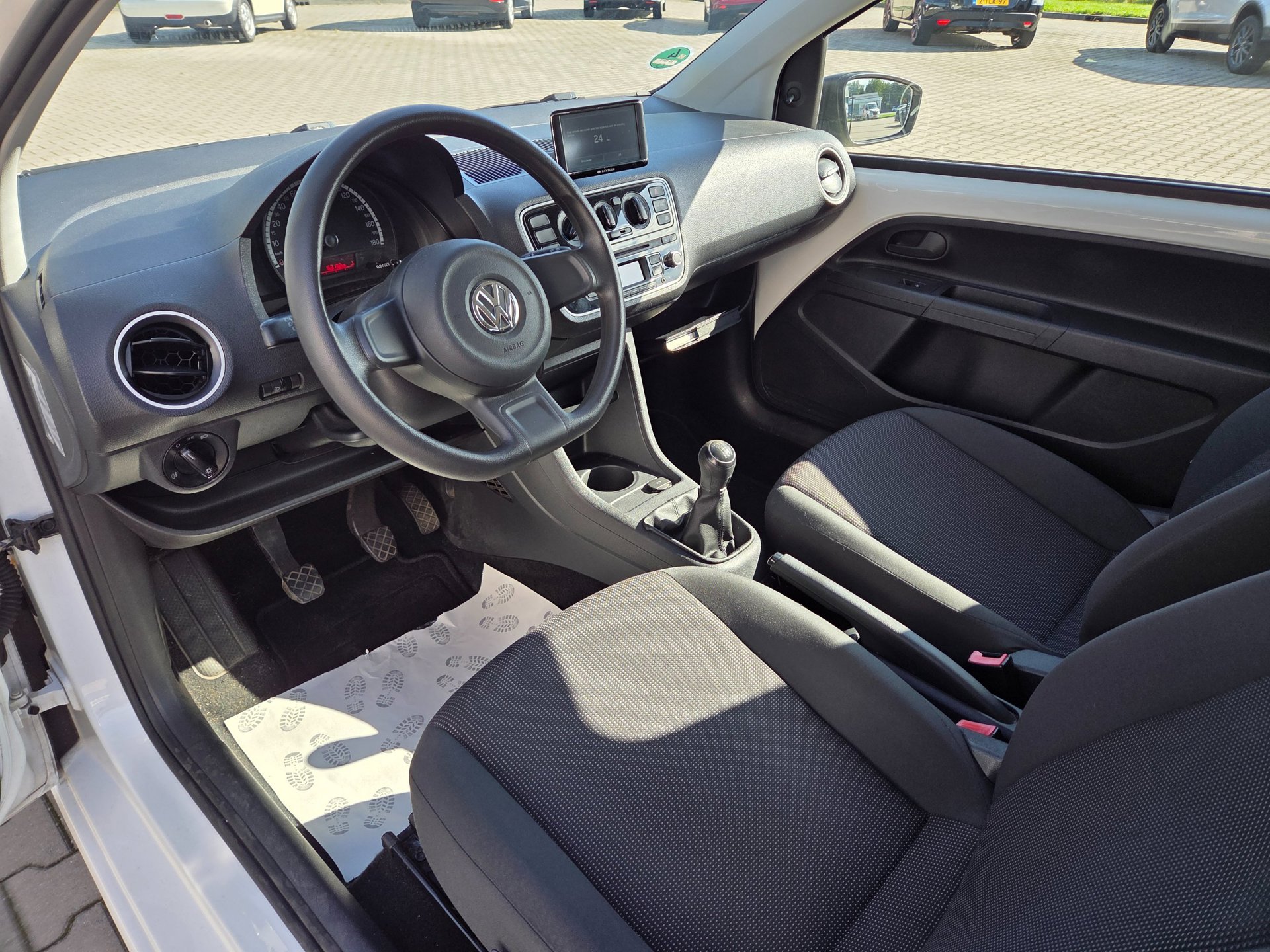 Volkswagen up! , foto 7
